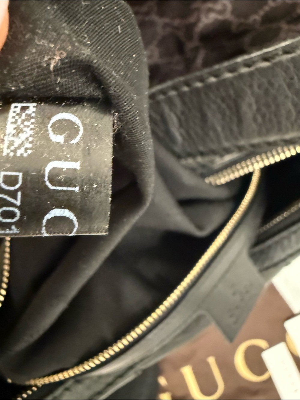 Gucci Black Leather Shoulder Bag with Horsebit Detail - Picture 13 of 15